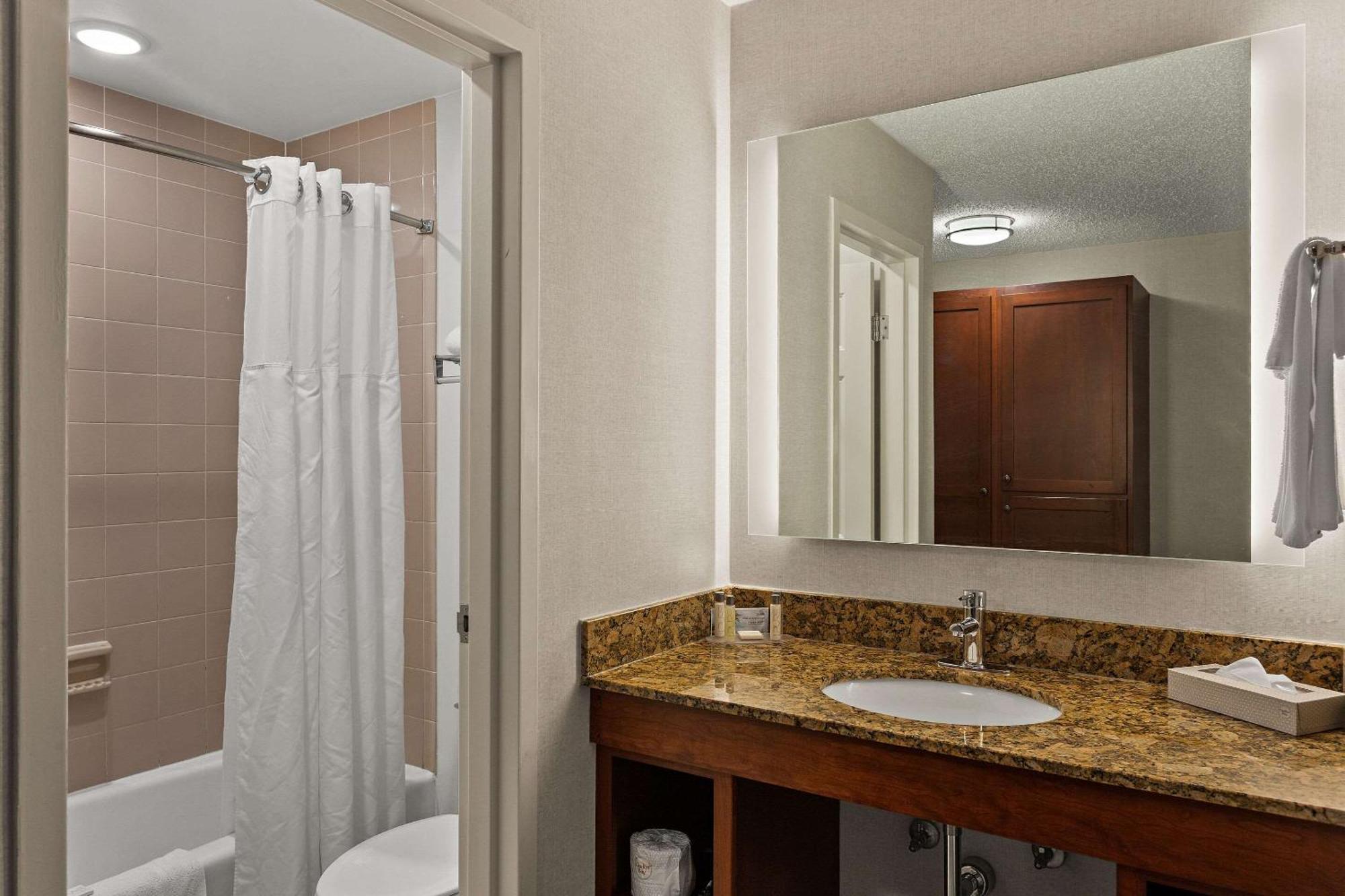 The Clover Hotel, Ascend Hotel Collection South Bend Extérieur photo