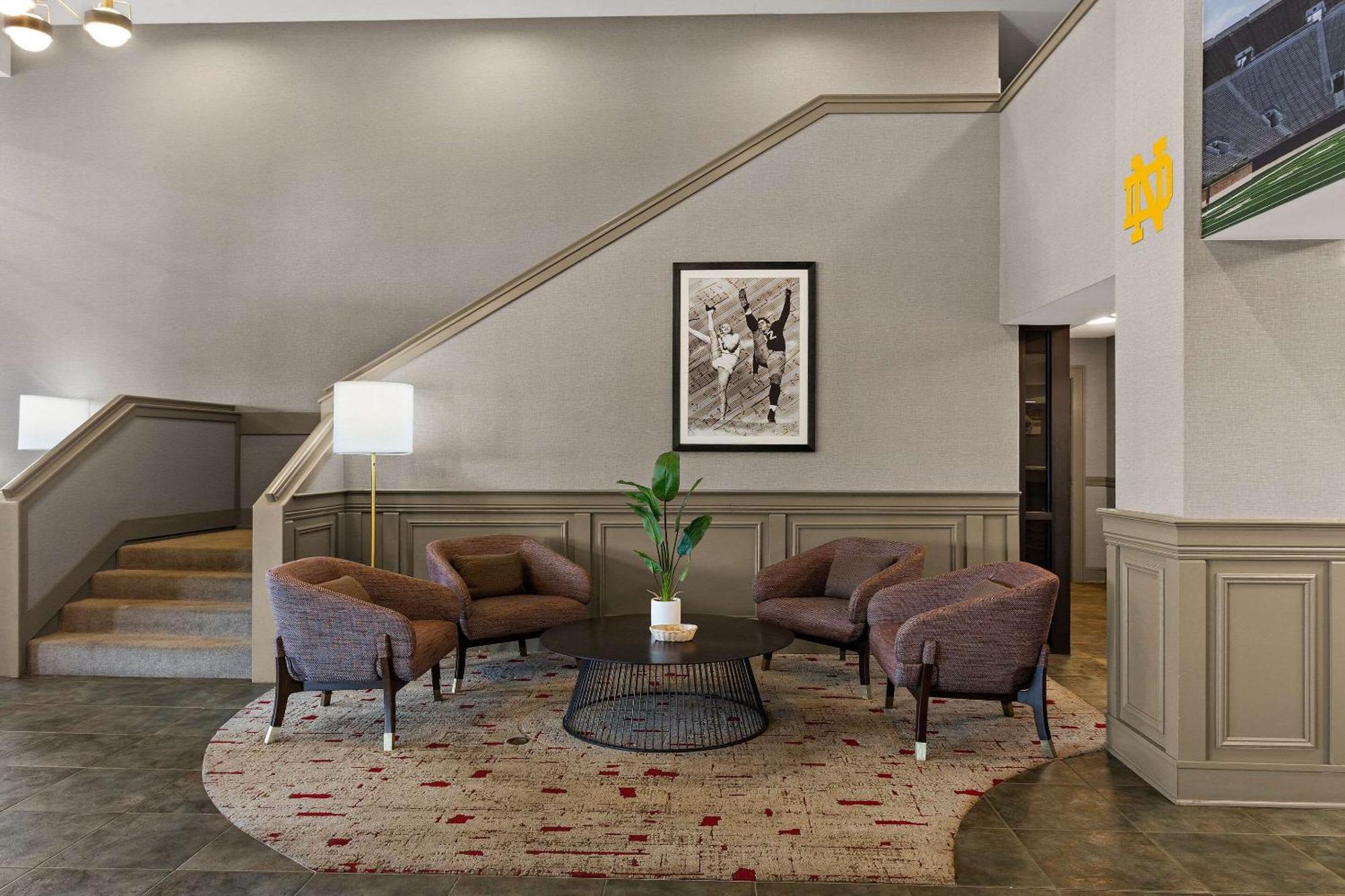 The Clover Hotel, Ascend Hotel Collection South Bend Extérieur photo